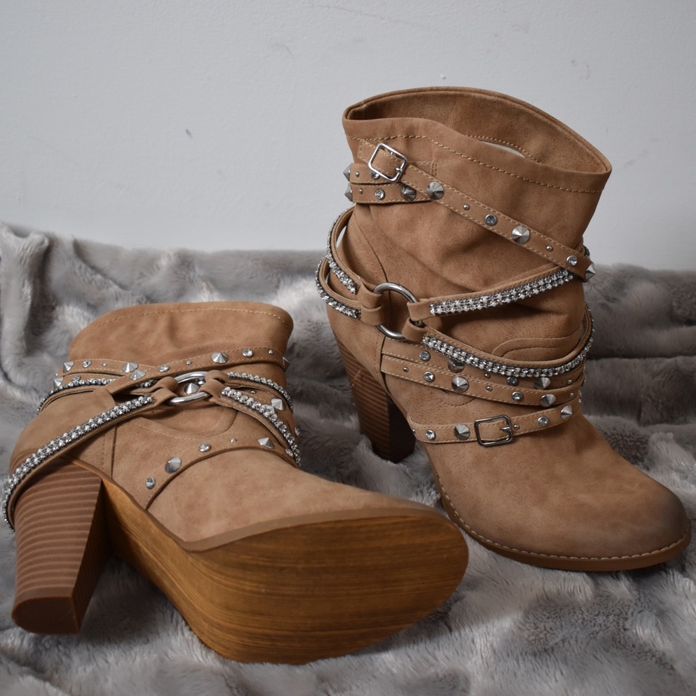 Venus Brown Heeled Boots